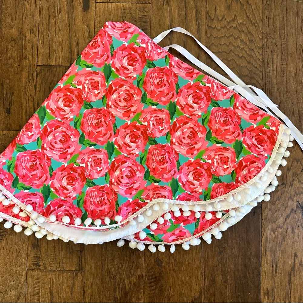 Lilly INSPIRED Christmas Tree Skirt
